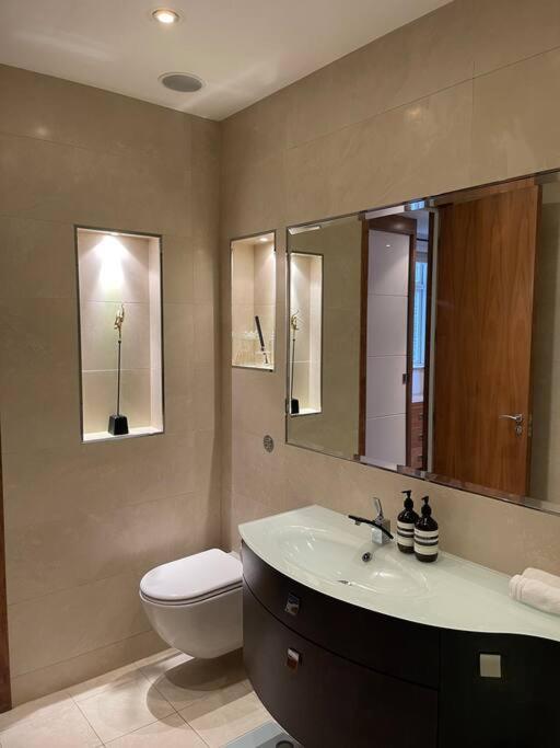 Designer 2 Bedroom Pimlico Londen Buitenkant foto